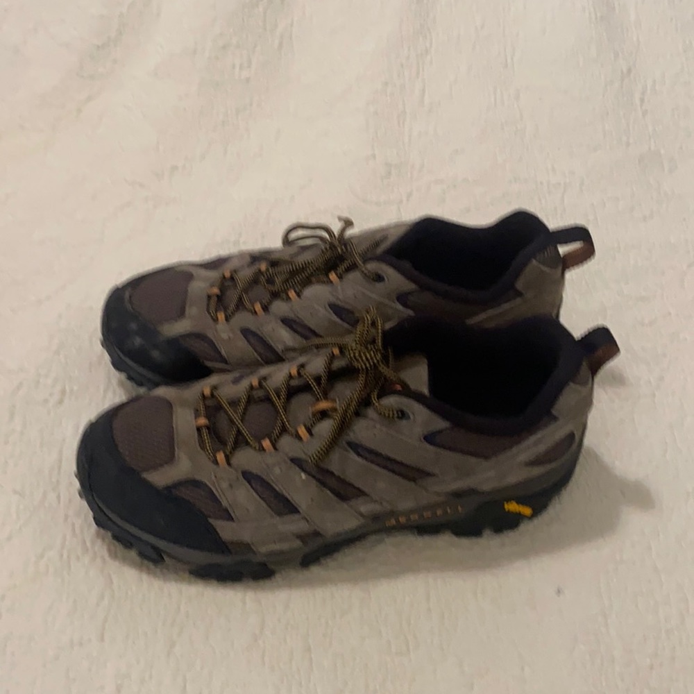 Merrell Hiking shoes like new